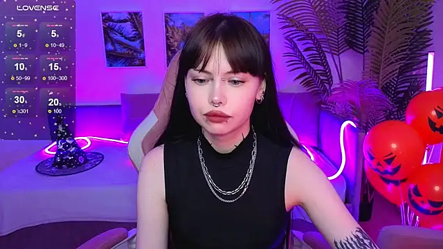 Morana Batt online show from 10-27-25, 02:12