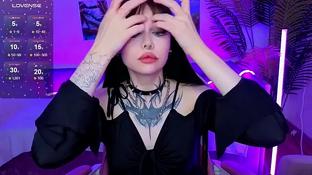 Morana Batt online show from 10-25-25, 01:49