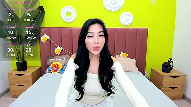 Jennifer Munoz online show from 09-25-25, 01:33