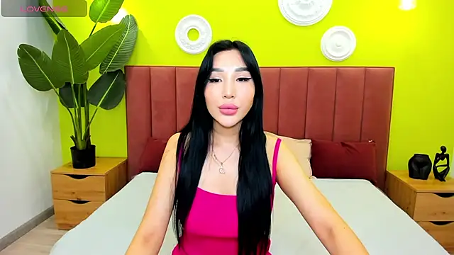 Jennifer Munoz online show from 10-05-25, 01:29