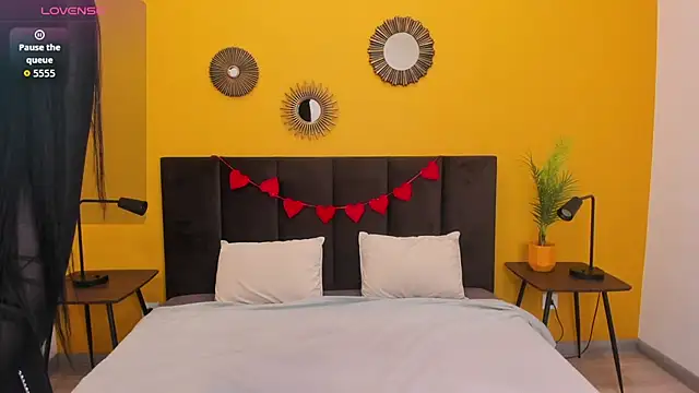 Jennifer Munoz online show from 03-28-26, 01:39