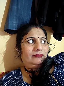 Snapshot of Rakhi99x chatting on 10-02-25, 02:53 Rakhi99x online show from 10-02-25, 02:53