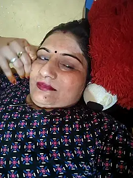 Snapshot of Rakhi99x chatting on 10-13-25, 09:44 Rakhi99x online show from 10-13-25, 09:44