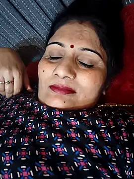 Snapshot of Rakhi99x chatting on 10-07-25, 09:32 Rakhi99x online show from 10-07-25, 09:32