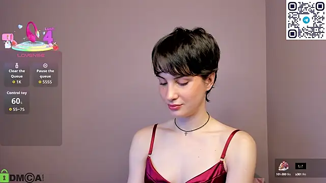 Adeline Perle online show from 09-12-25, 02:12