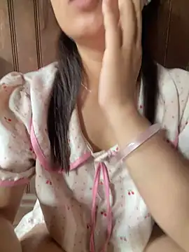 Ngoc-bbi online show from 06-25-26, 12:52