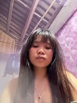 Snapshot of Ngoc-bbi chatting on 05-08-26, 02:37 Ngoc-bbi online show from 05-08-26, 02:37