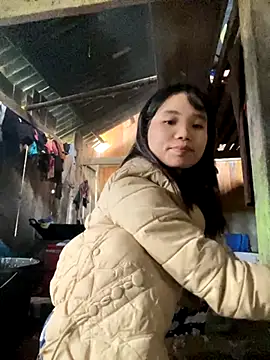 Ngoc-bbi online show from 10-28-25, 01:39