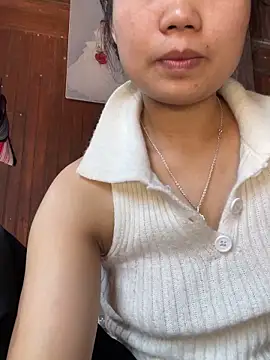 Ngoc-bbi online show from 10-18-25, 04:25