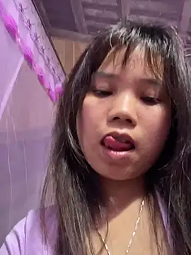 Snapshot of Ngoc-bbi chatting on 04-24-26, 03:14 Ngoc-bbi online show from 04-24-26, 03:14