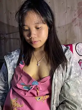 Ngoc-bbi online show from 10-24-25, 04:39