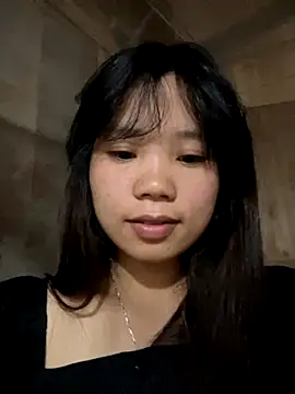 Ngoc-bbi online show from 11-18-25, 12:37