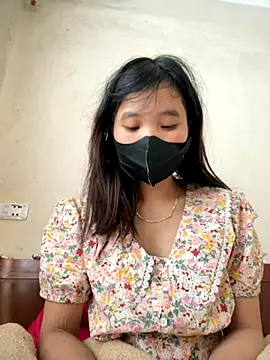 Ngoc-bbi online show from 11-14-25, 04:38