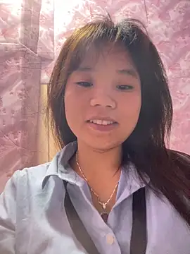 Snapshot of Ngoc-bbi chatting on 05-04-26, 10:01 Ngoc-bbi online show from 05-04-26, 10:01