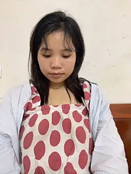 Ngoc-bbi online show from 10-16-25, 10:45