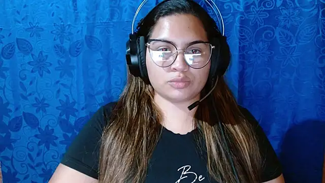 coco curvy online show from 10-13-25, 03:41