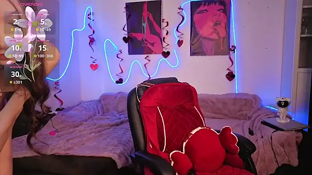 KiraGlam online show from 03-12-26, 08:18