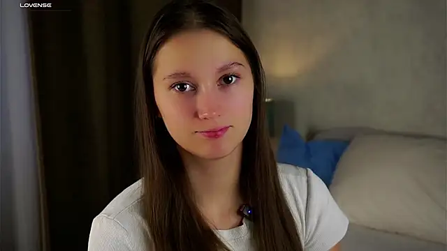 MelaniSeiver online show from 10-24-25, 01:04