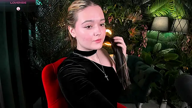 HeyMary online show from 09-22-25, 05:13