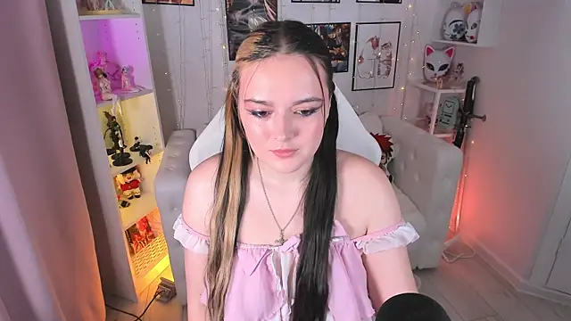 HeyMary online show from 09-18-25, 04:59