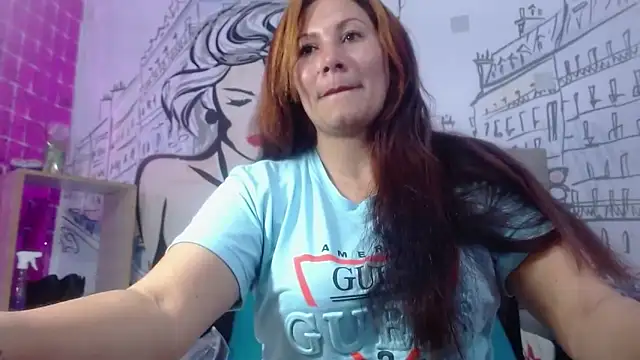 Snapshot of Caroll_Stone chatting on 09-19-25, 03:38 Caroll Stone online show from 09-19-25, 03:38