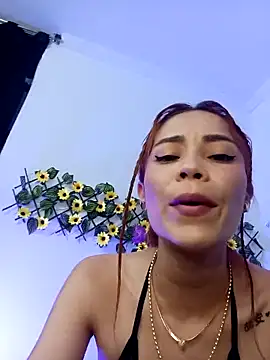 dulcelatin21 online show from 10-25-25, 01:16