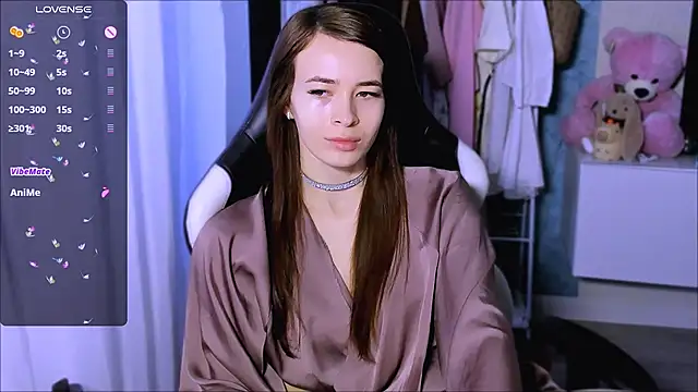 ZoyaMill online show from 09-23-25, 04:41