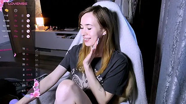 ZoyaMill online show from 04-18-26, 07:22