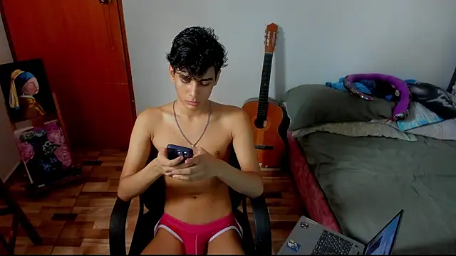 AliottTwink online show from 03-12-26, 09:52
