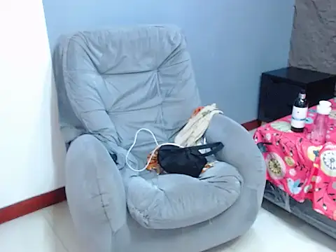 Snapshot of sanabeltits202cl chatting on 10-11-25, 03:18 sanabeltits202cl online show from 10-11-25, 03:18