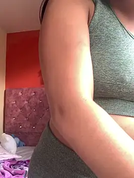 SweetSophie26 online show from 01-15-26, 06:33