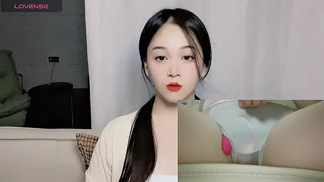 woaiqinqin online show from 09-28-25, 04:25