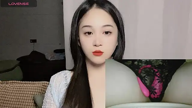 woaiqinqin online show from 10-03-25, 04:30