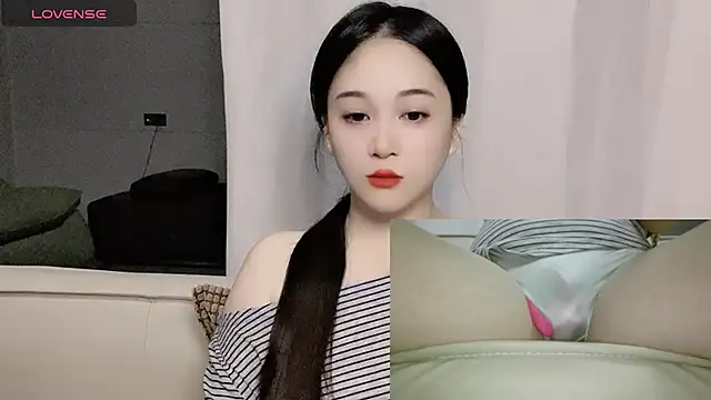 woaiqinqin online show from 09-25-25, 07:58