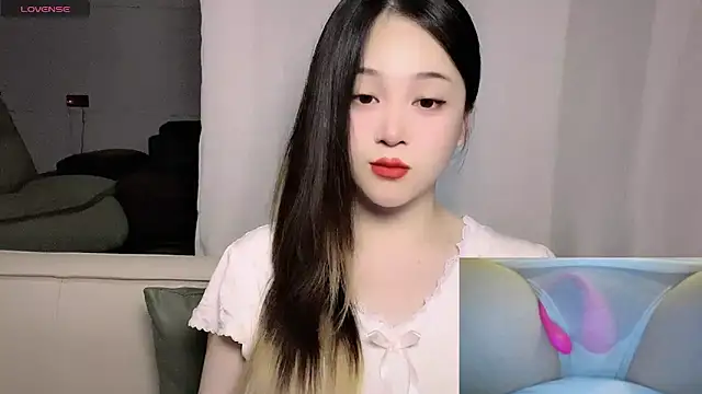 woaiqinqin online show from 05-28-26, 04:02