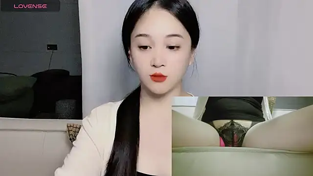 woaiqinqin online show from 09-26-25, 04:03