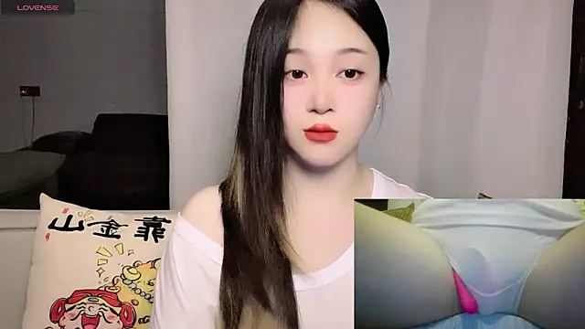 Snapshot of woaiqinqin chatting on 06-15-26, 03:55 woaiqinqin online show from 06-15-26, 03:55