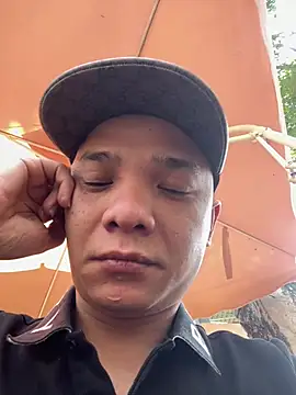 letruong6879 online show from 04-04-26, 03:57