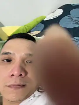 letruong6879 online show from 04-12-26, 11:24