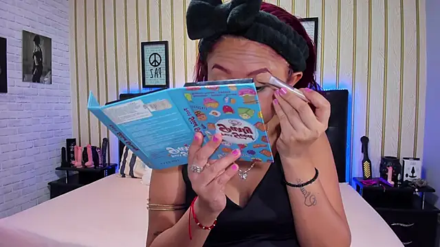 MAYASMITH   online show from 10-03-25, 02:26