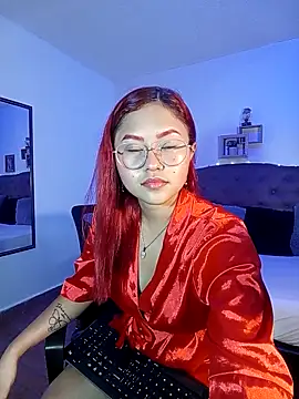 MAYASMITH   online show from 02-06-26, 05:25