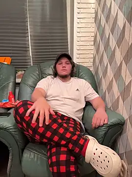 desiredude9 online show from 11-17-25, 06:45