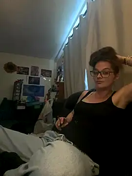 Snapshot of kittykatbean chatting on 09-21-25, 03:50 kittykatbean online show from 09-21-25, 03:50