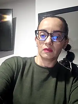 sarita star online show from 10-28-25, 02:01