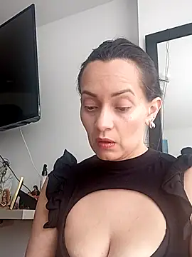 sarita star online show from 10-28-25, 05:01