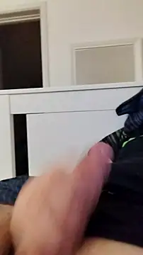 NewJoiner online show from 10-09-25, 07:03