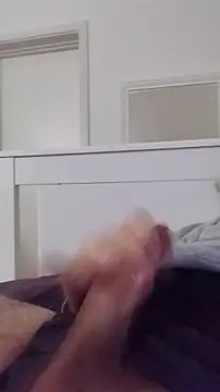 NewJoiner online show from 11-20-25, 08:31