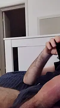 NewJoiner online show from 10-28-25, 06:51