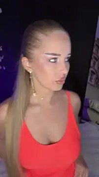AubrieleRouj1 online show from 05-18-26, 05:29