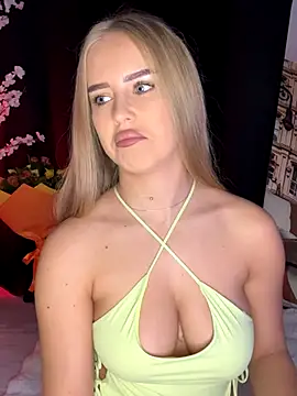 AubrieleRouj1 online show from 11-11-25, 04:57